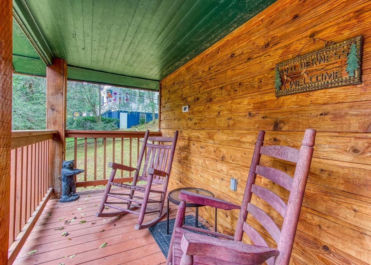 Cozy Creek Cabin Pigeon Forge Extérieur photo